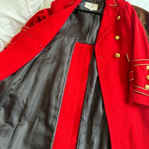 Olivia Palermo banana republic red coat - Picture 6 of 7